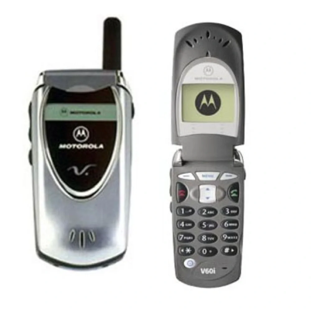 Motorola V60i Classic Silver Flip Phone and Many Acessories- Vintage NEW
